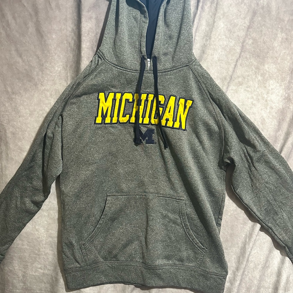 Men’s champion Michigan wolverines hoodie